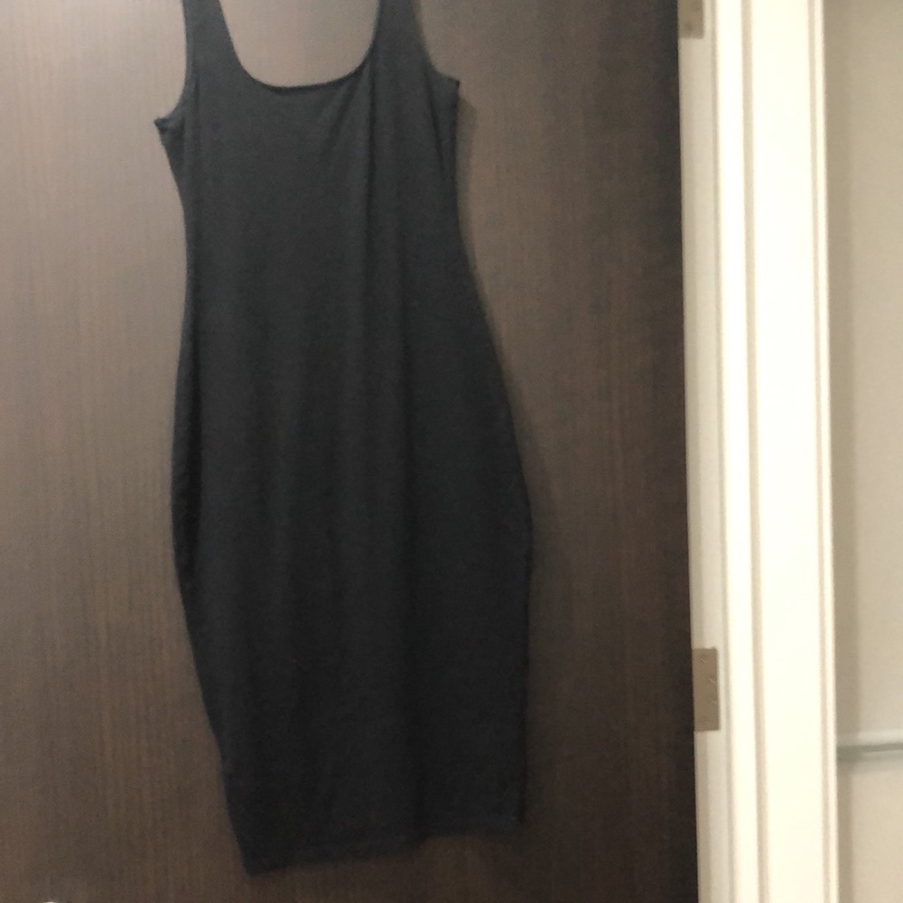 Express Midi Dress - Picture 2 of 6